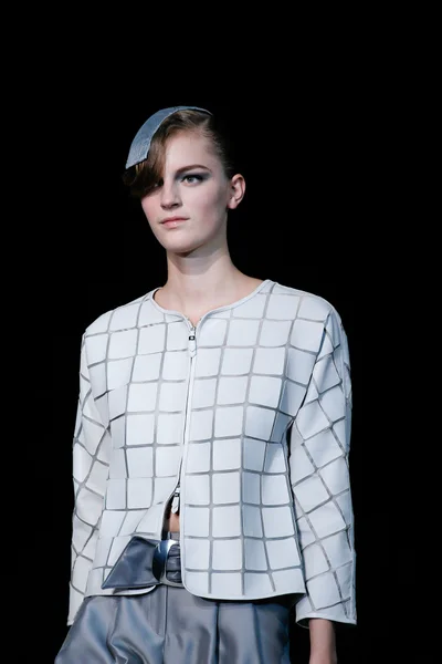 Look 17